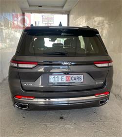 جیپ گراند شیرۆکی